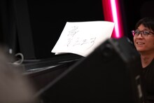 総合成績にもジャンプアップポイントが欲しいという古川未鈴の提案にカンペで答えるスタッフ。