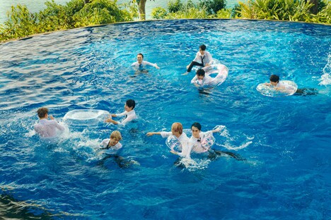 SUPER★DRAGON「WARNA WARNI」より。(c)SDP