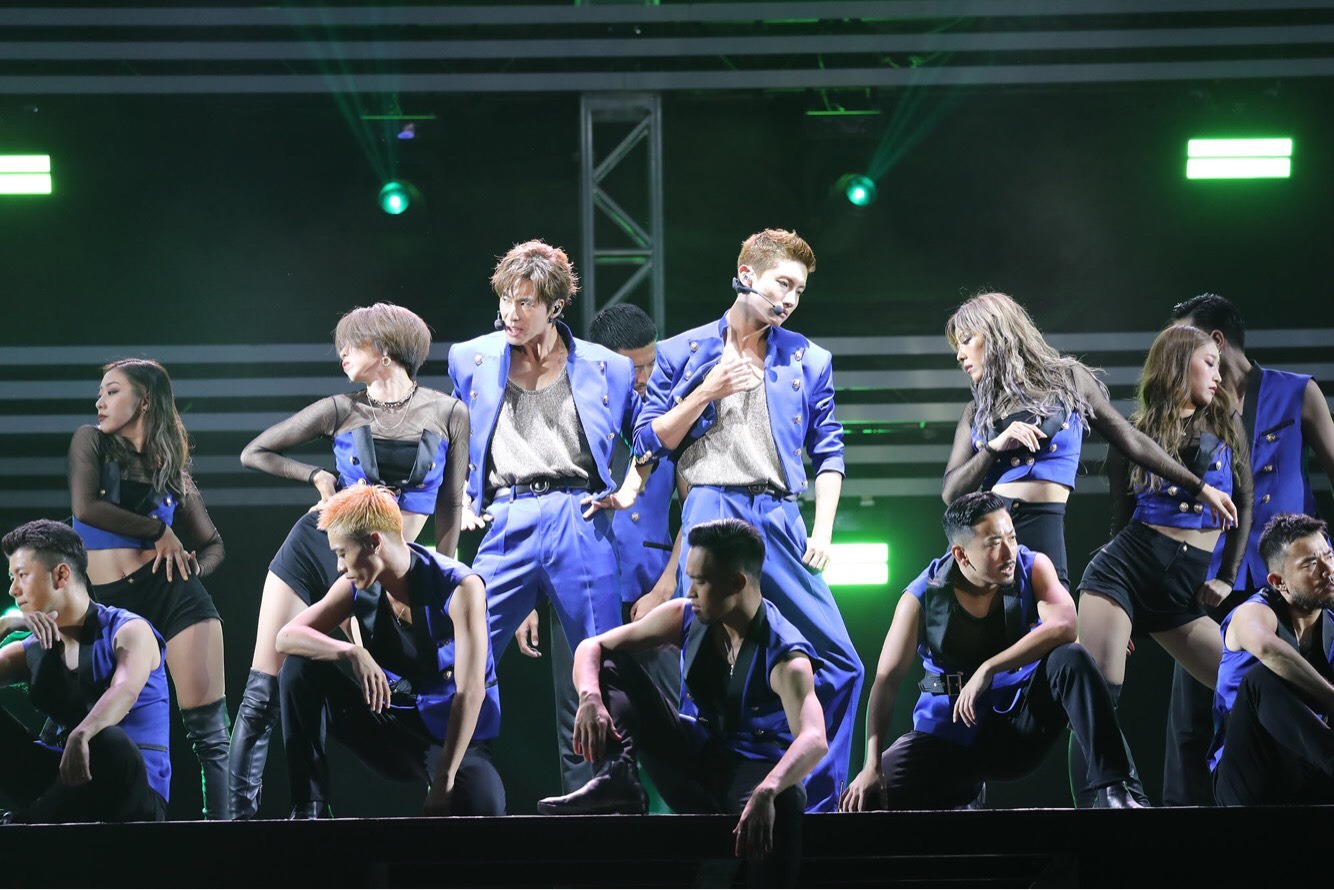 昨日8月18日に行われた「a-nation 2019」大阪・ヤンマースタジアム長居公演に出演する東方神起。（写真提供：エイベックス・グループ）