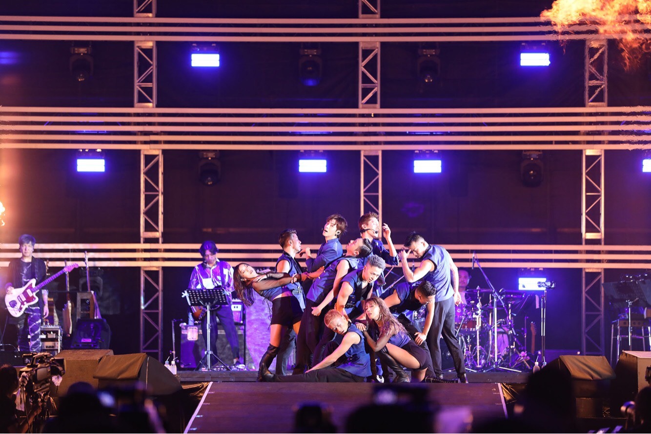 昨日8月18日に行われた「a-nation 2019」大阪・ヤンマースタジアム長居公演に出演する東方神起。（写真提供：エイベックス・グループ）