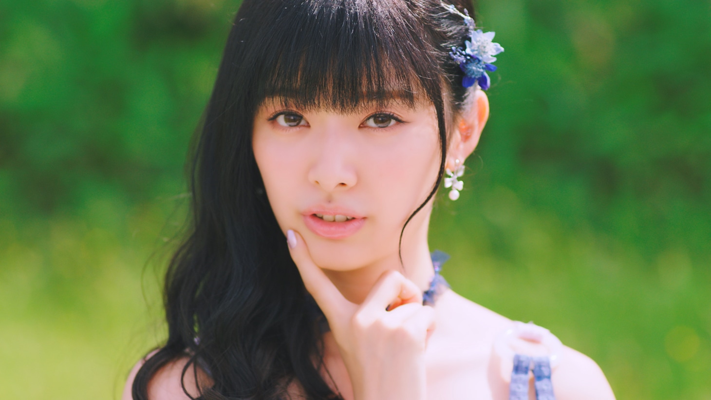 AKB48「サステナブル」ミュージックビデオより武藤十夢。