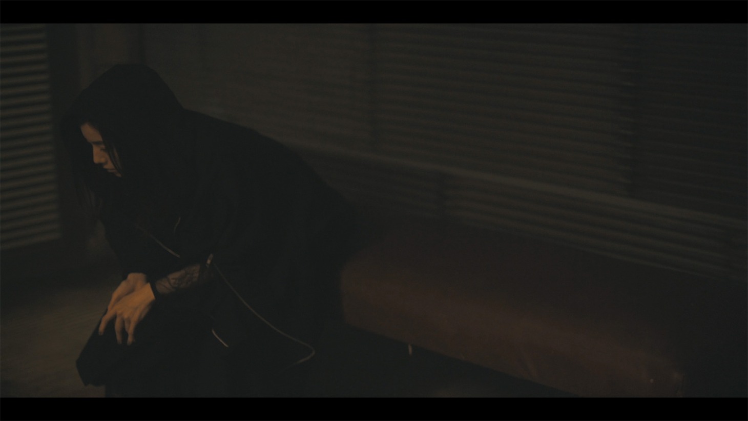 milet「Fire Arrow」ミュージックビデオのワンシーン。