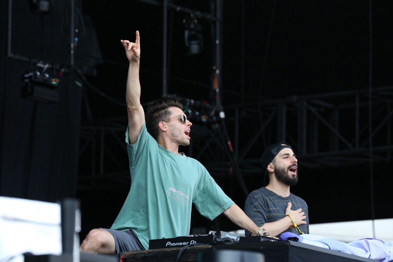 Cash Cash