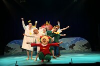 舞台「コジコジ」の公開ゲネプロより。 (c)さくらももこ (c)舞台コジコジ製作委員会