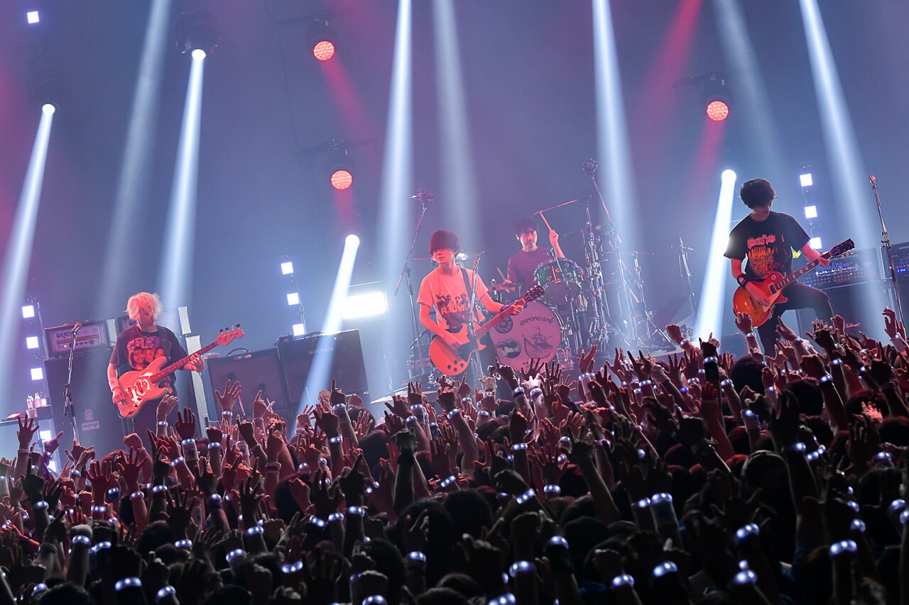 「会えてうれしいぜ！」BUMP OF CHICKEN全国ツアー、熱狂のCOASTライブ