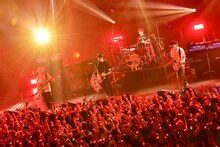 BUMP OF CHICKEN（撮影：古溪一道）