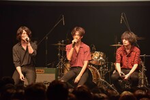 [ALEXANDROS]（撮影：河本悠貴）