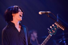 磯部寛之（B, Cho）（撮影：河本悠貴）