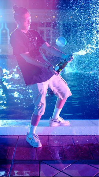 清水翔太「Breathe Again」ミュージックビデオのワンシーン。