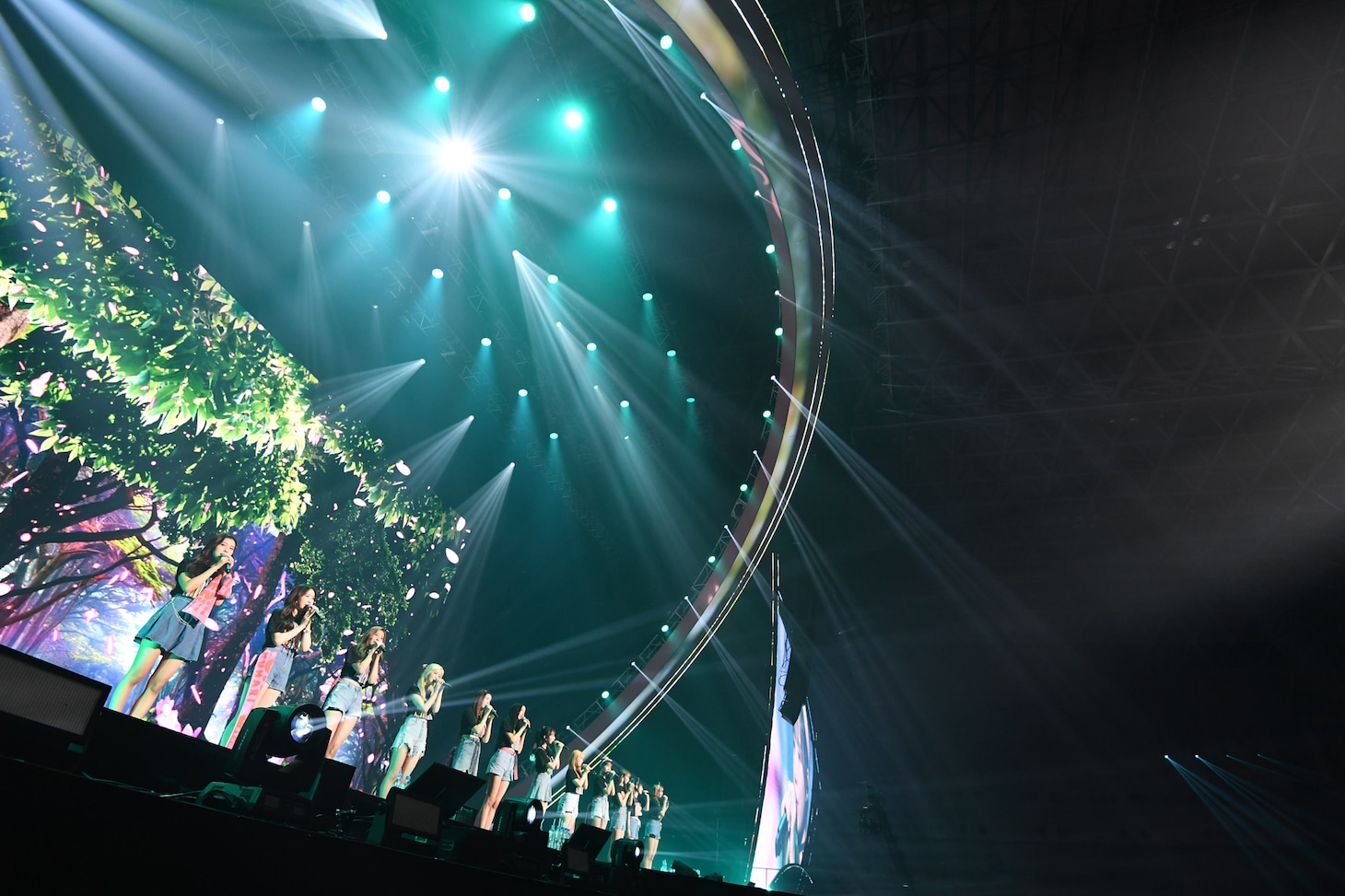IZ*ONE (c)OFF THE RECORD