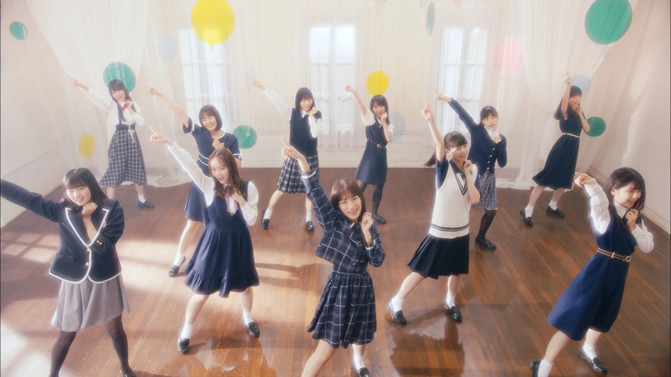 乃木坂46「図書室の君へ」ミュージックビデオのワンシーン。