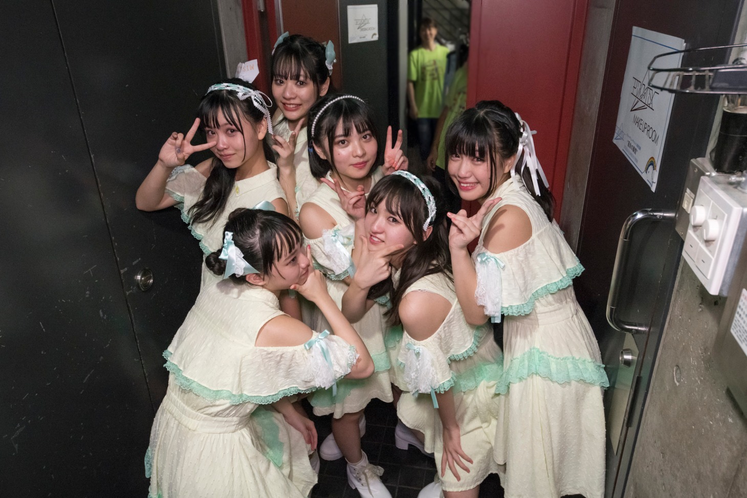 PiXMiX