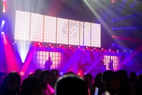 スカイピース「 Enjoy Summer Fest Buddy～まつり～」神奈川・神奈川県民ホール 大ホールの様子。