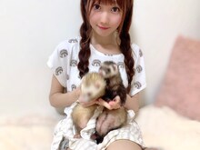 大谷映美里とバタ子とシナモン。