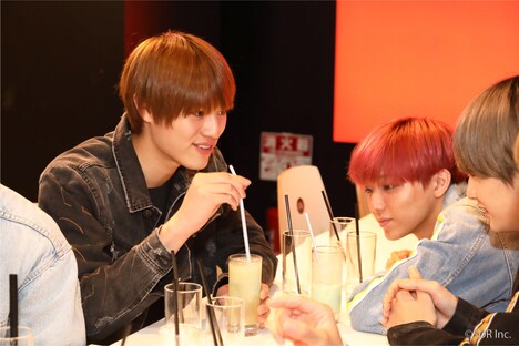 メンバーによるメニュー試作の様子。