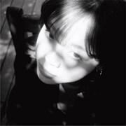 山崎彩音「LIFE」ジャケット