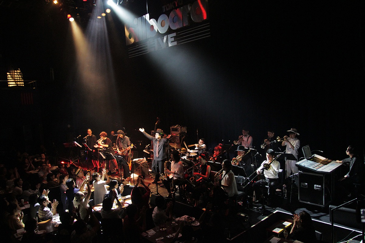「KERA ソロアルバム『LANDSCAPE』発売記念ライブ2 ビッグ・バンド編」の様子。（撮影：大串義史）