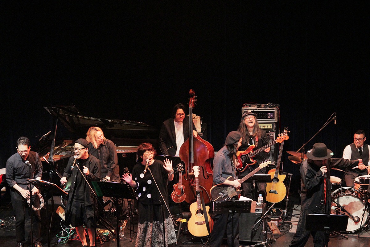 「KERA ソロアルバム『LANDSCAPE』発売記念ライブ2 ビッグ・バンド編」の様子。（撮影：大串義史）