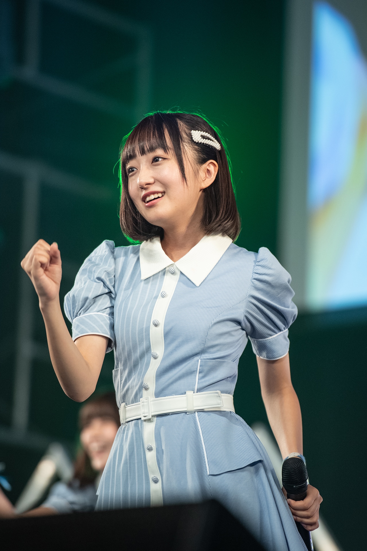 日比野芽奈