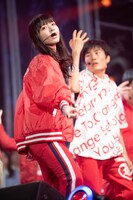 ディアフレンズとして最後のパフォーマンスを行う村西里世。