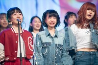 左から宇都木彩乃、小沼綺音、涌嶋茜。