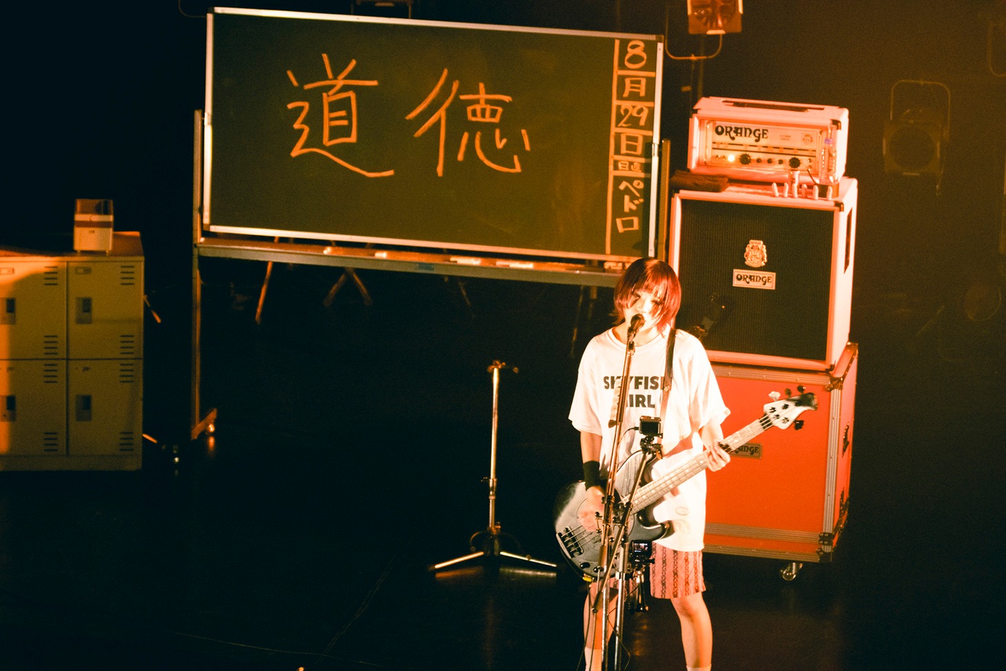 アユニ・D（Vo, B）（Photo by sotobayashi kenta）