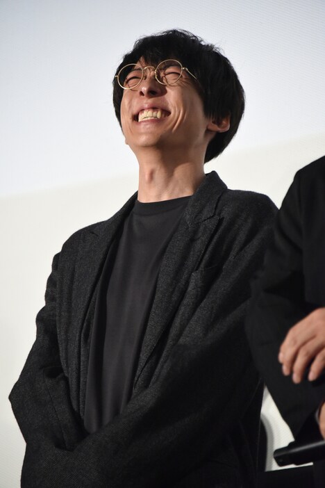 “腕組大名”こと高橋一生。