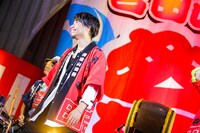 吉田結威（G, Vo）