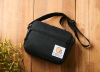 すみっコぐらし×CIAOPANIC TYPY ボディバッグ（とんかつ＆えびふらいのしっぽ ver.）