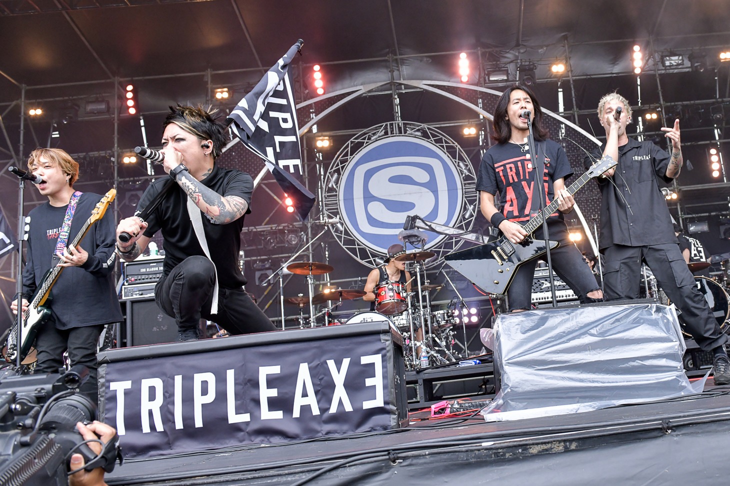 TRIPLE AXE（撮影：古溪一道﻿）