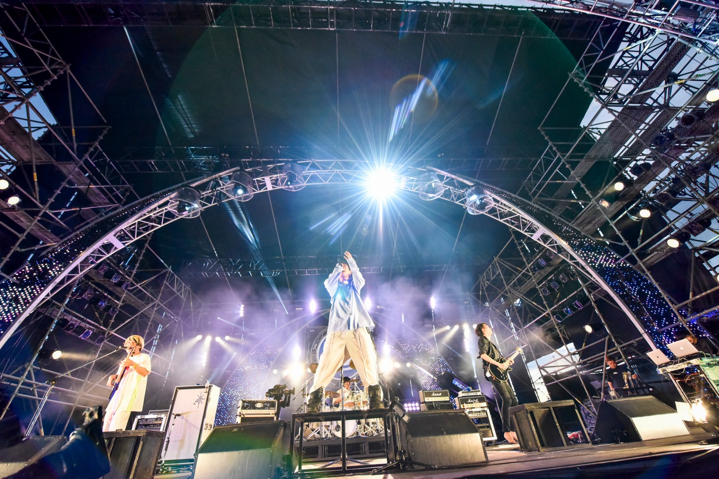 THE ORAL CIGARETTES（Photo by AZUSA TAKADA﻿）