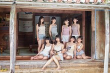 ハコイリ▽ムスメの1s写真集「ニライカナイ」より。