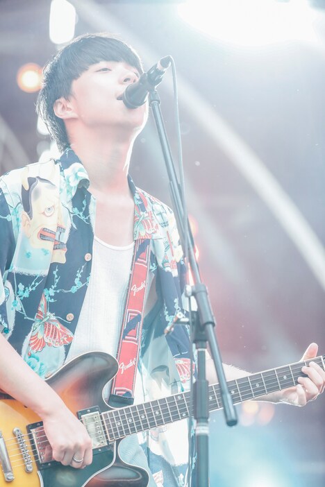 尾崎世界観(Vo, G / クリープハイプ)(撮影:西槇太一)