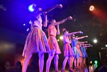 ハコイリ▽ムスメ「ニライカナイ」の完成記念イベントの様子。