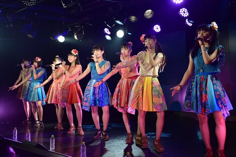 ハコイリ▽ムスメ「ニライカナイ」の完成記念イベントの様子。