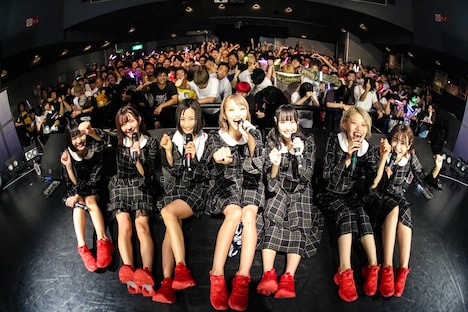 8月20日に東京・TSUTAYA O-WESTで開催された「Pimm's Presents, Human Xrossing Summer special」の様子。