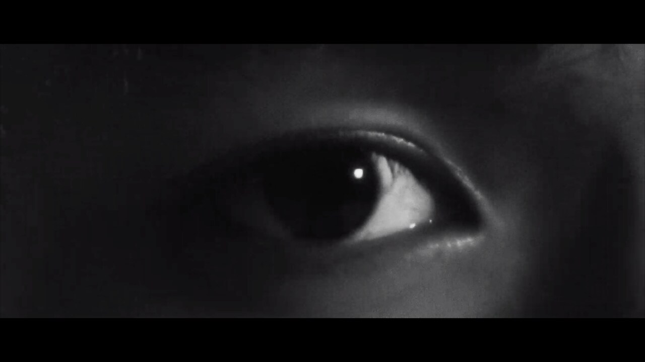 Kvi Baba、ダークなシンセと激しいギターが重なるBACHLOGICプロデュース曲MV公開