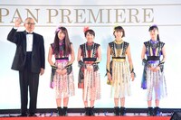 犬童一心監督とももいろクローバーZ。