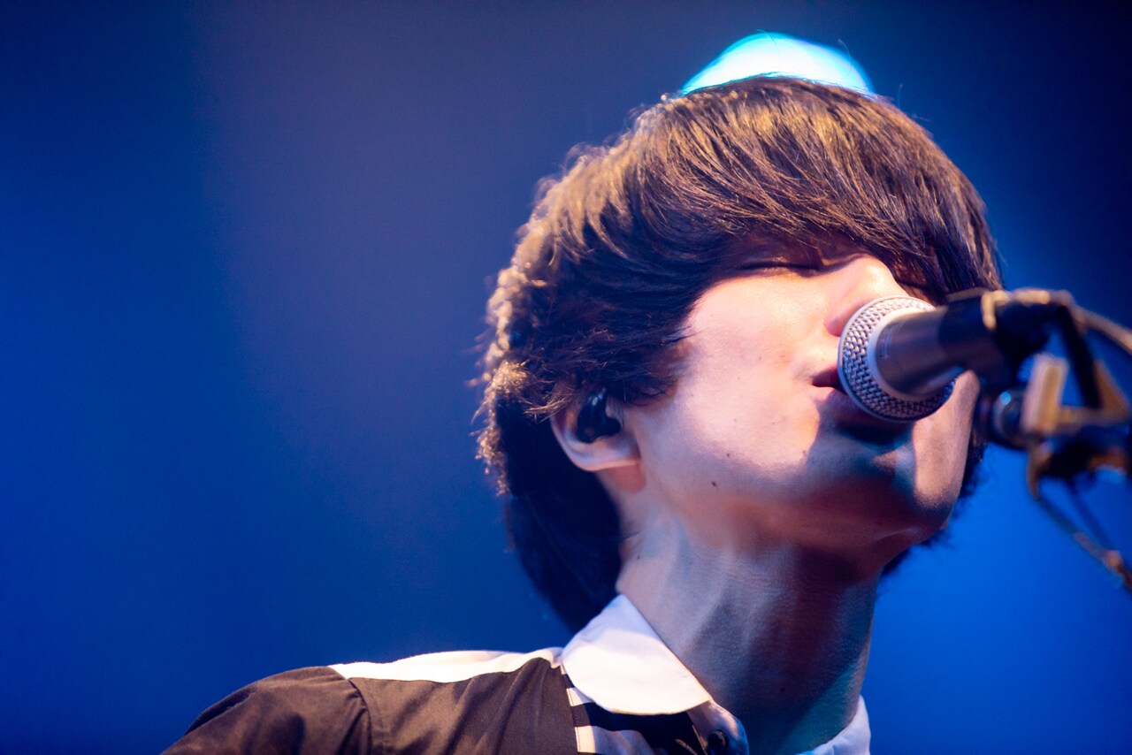 斎藤隆治 Out Of The Blue 斎藤宏介（UNISON SQUARE GARDEN）（Photo by Viola Kam［V'z