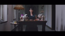 日向坂46「こんなに好きになっちゃっていいの？」ミュージックビデオのワンシーン。