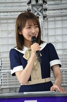 新キャプテンに就任した秋元真夏。