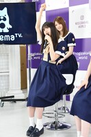 「自由の女神」の英語での言い方を考える齋藤飛鳥。