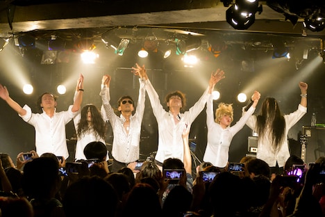 下の口唇（Photo by NANO Media Inc. maru）