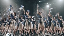 ラストアイドル「プレミアムライブ@マイナビBLITZ赤坂」ダイジェスト映像のワンシーン。