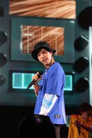 山田二郎を演じる石谷春貴。（撮影：田浦ボン、キシノユイ、渡辺慎一）