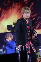 伊弉冉一二三を演じる木島隆一。（撮影：田浦ボン、キシノユイ、渡辺慎一）