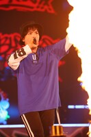 山田二郎を演じる石谷春貴。（撮影：田浦ボン、キシノユイ、渡辺慎一）