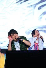 左から有栖川帝統を演じる野津山幸宏、飴村乱数を演じる白井悠介。（撮影：田浦ボン、キシノユイ、渡辺慎一）