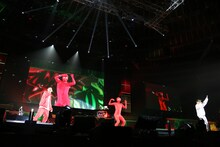 餓鬼レンジャーのライブの様子。（撮影：田浦ボン、キシノユイ、渡辺慎一）