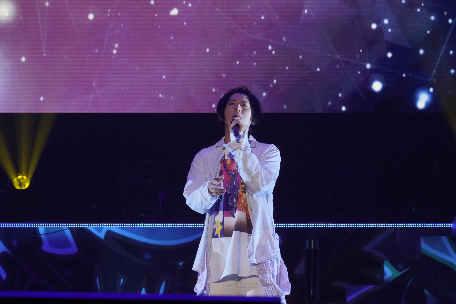 飴村乱数を演じる白井悠介。（撮影：田浦ボン、キシノユイ、渡辺慎一）